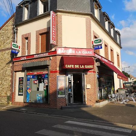 Cafe De La Gare 호텔 Bessancourt 외부 사진